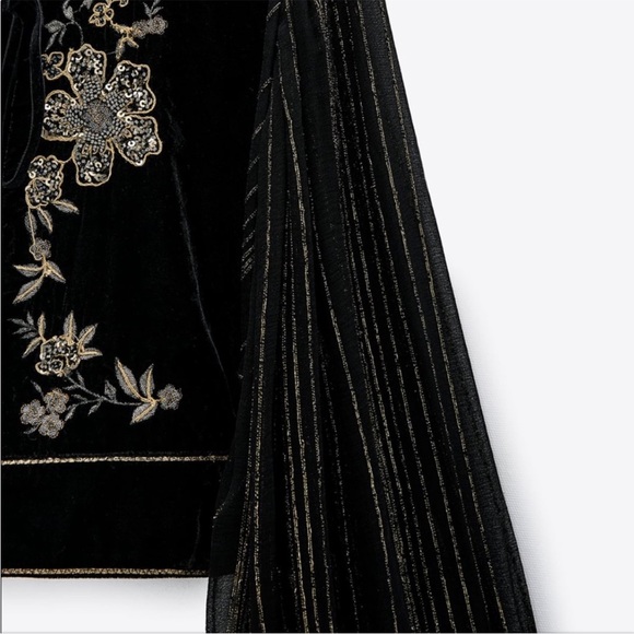 ZARA NWOT Black Velvet & Metallic Gold Floral Embroidered Beaded Cropped Jacket - Picture 10 of 17